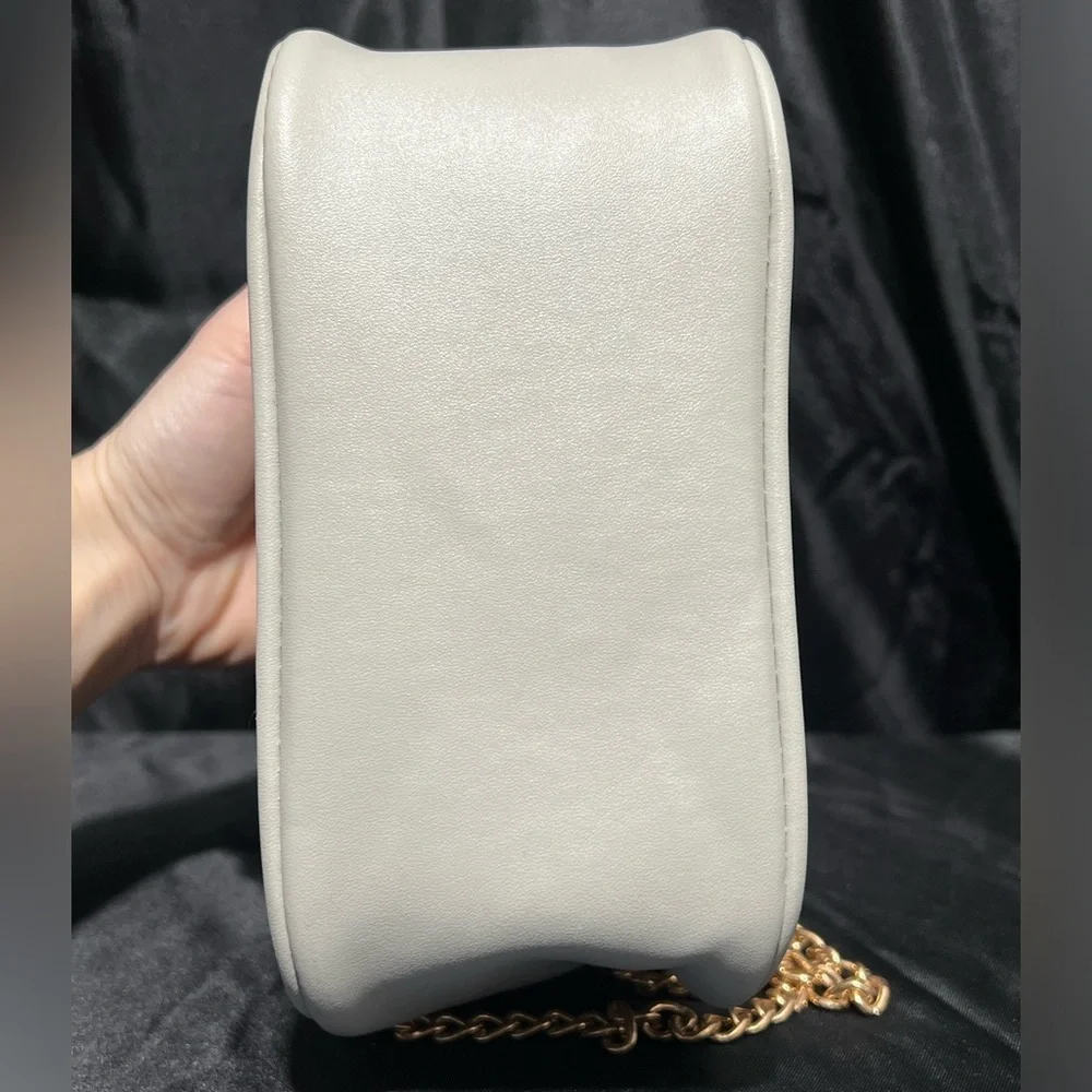 Bella Russo - Womens Light Grey Crossbody Purse